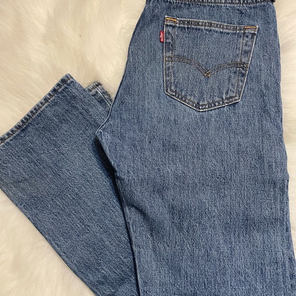 Levi’s 501 - Picture 2 of 3